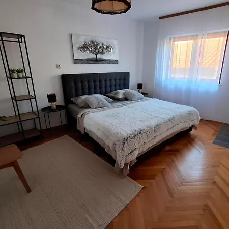 Apartment Izabela